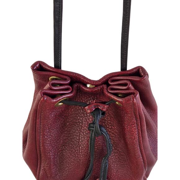 Red Pebble Leather Bucket Crossbody Bag Black Strap & Tassels Drawstring Boho - Picture 7 of 12